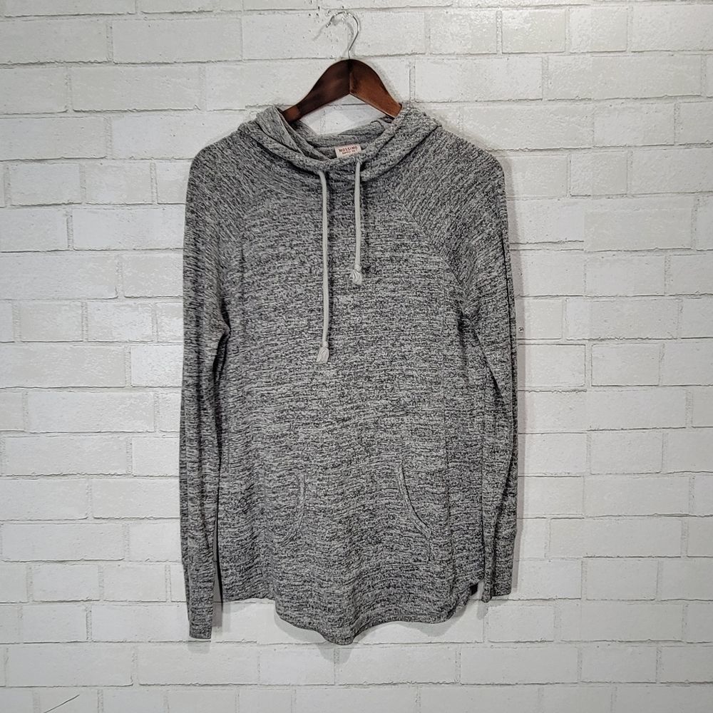 Mossimo Supply co lightweightā sweatshirt